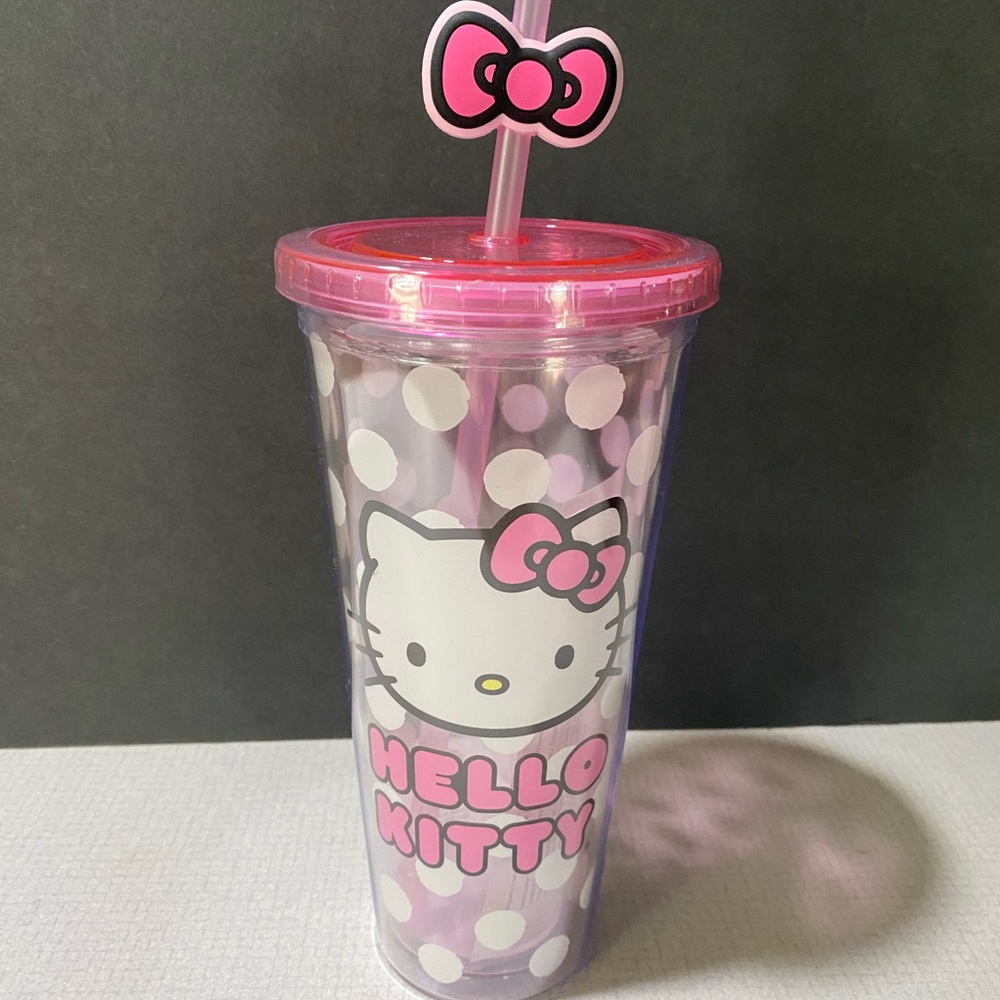 Hello Kitty Tumbler with Bow Straw